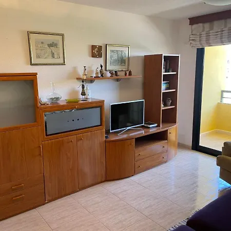 Duplex. 3 Bedrooms And Terrace Apartment El Medano (Tenerife)